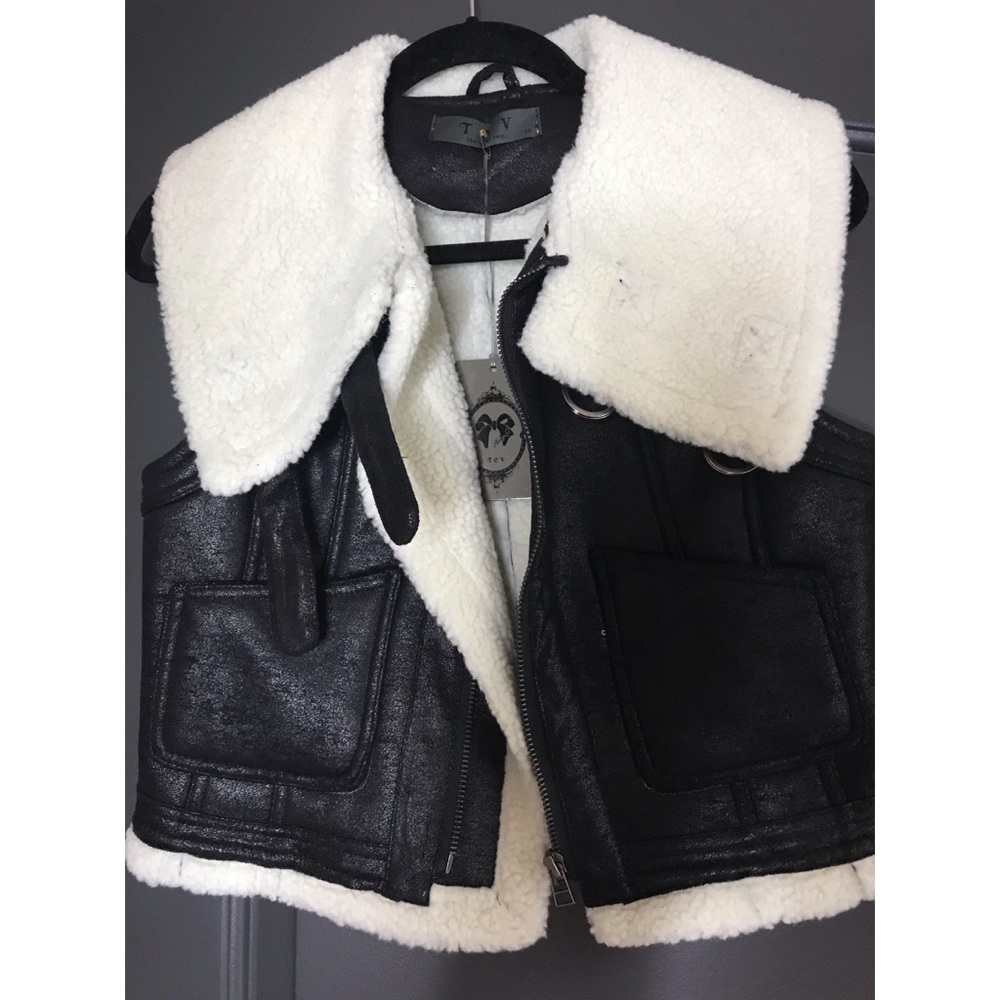 NWT TOV wool lined black cropped vest